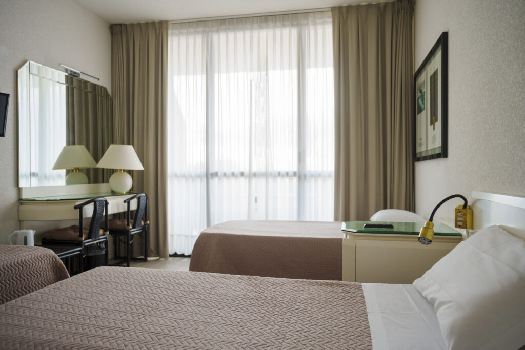 Standard Quadrupla (4)