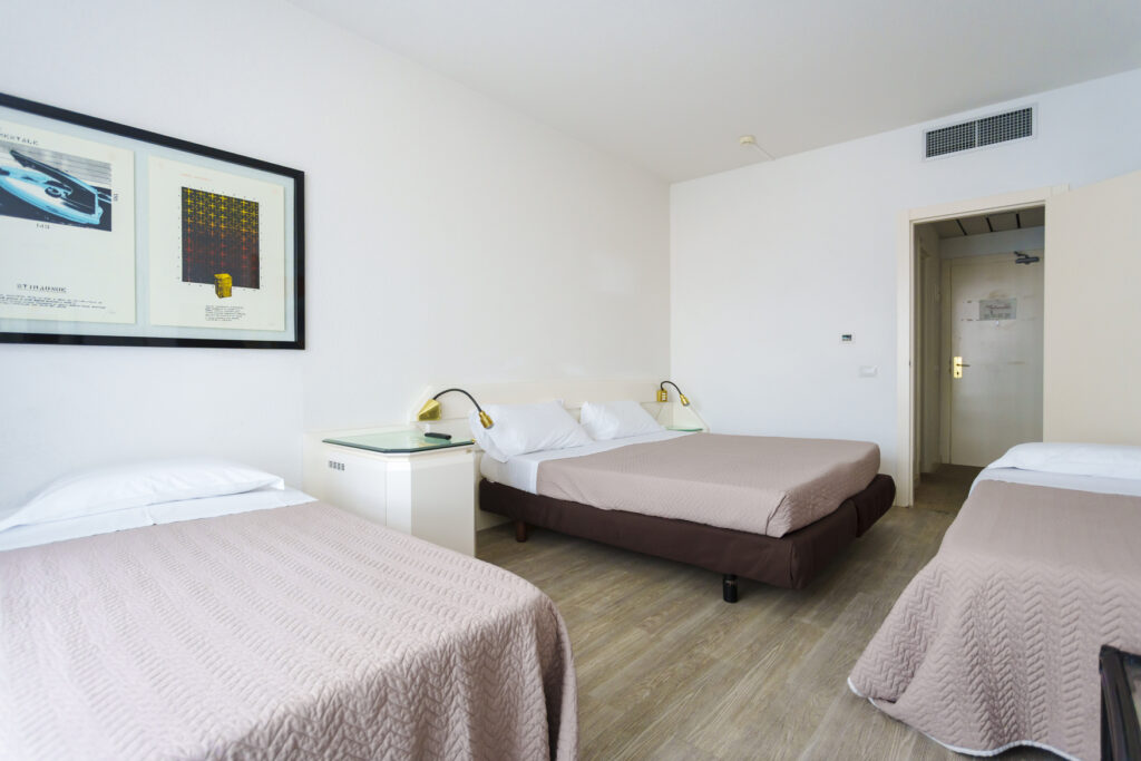 Standard Quadrupla (6)